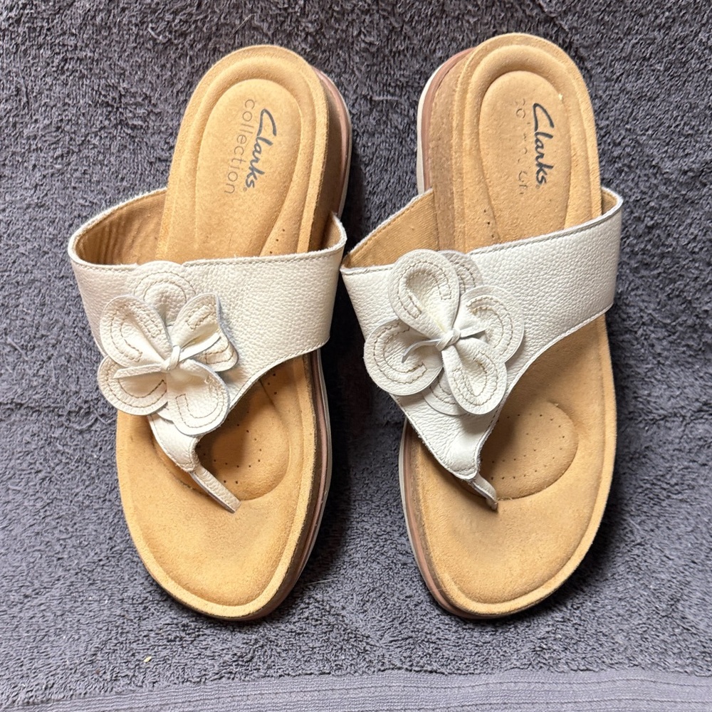 Clarks Women's Cream Floral Sandals